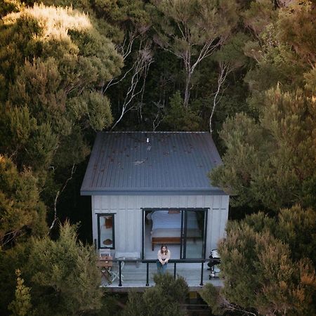 Treehouse Hideaway At Rekindle Tree Houses Opua Buitenkant foto