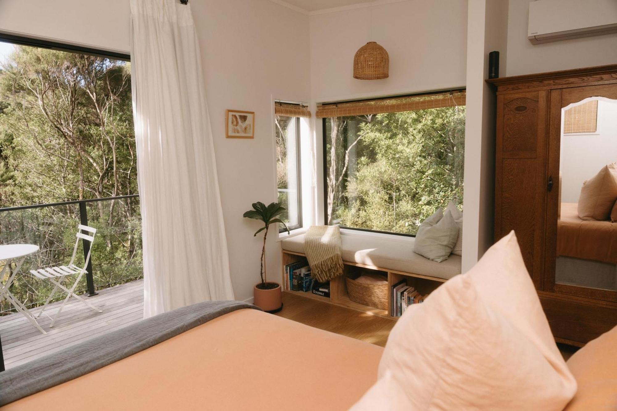 Treehouse Hideaway At Rekindle Tree Houses Opua Buitenkant foto